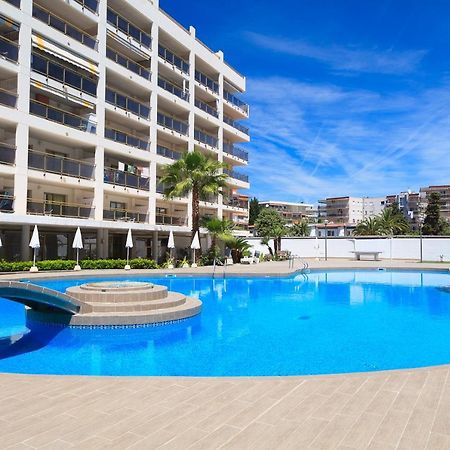 Uhc Michelangelo Apartments Салоу Экстерьер фото