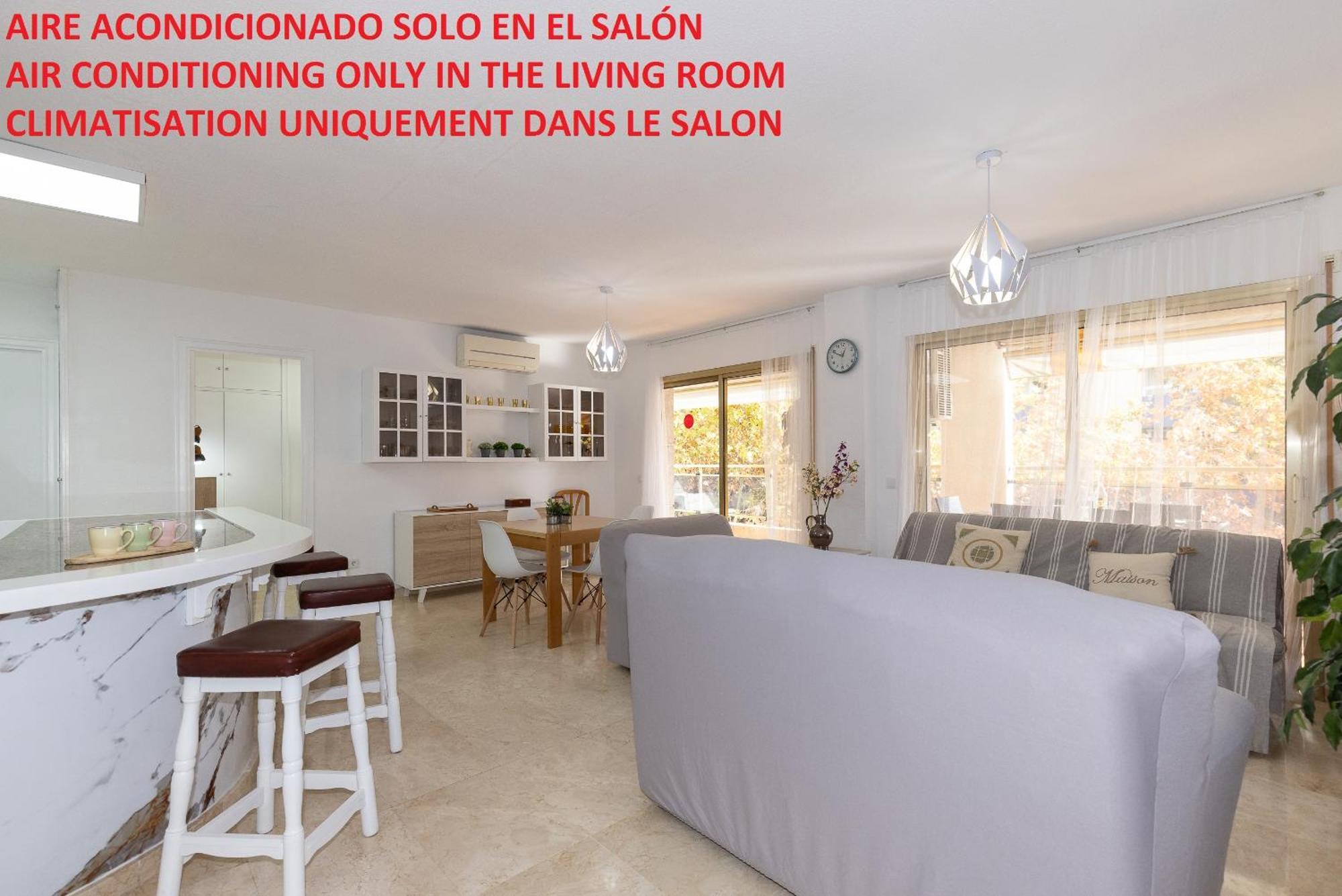 Uhc Michelangelo Apartments Салоу Экстерьер фото
