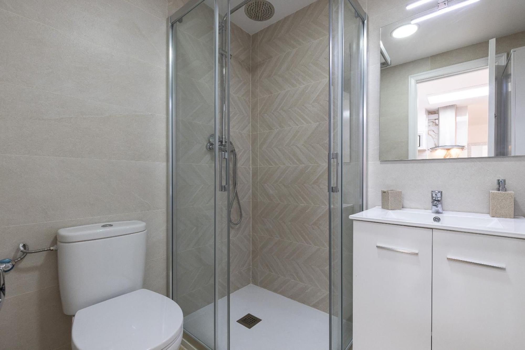 Uhc Michelangelo Apartments Салоу Экстерьер фото