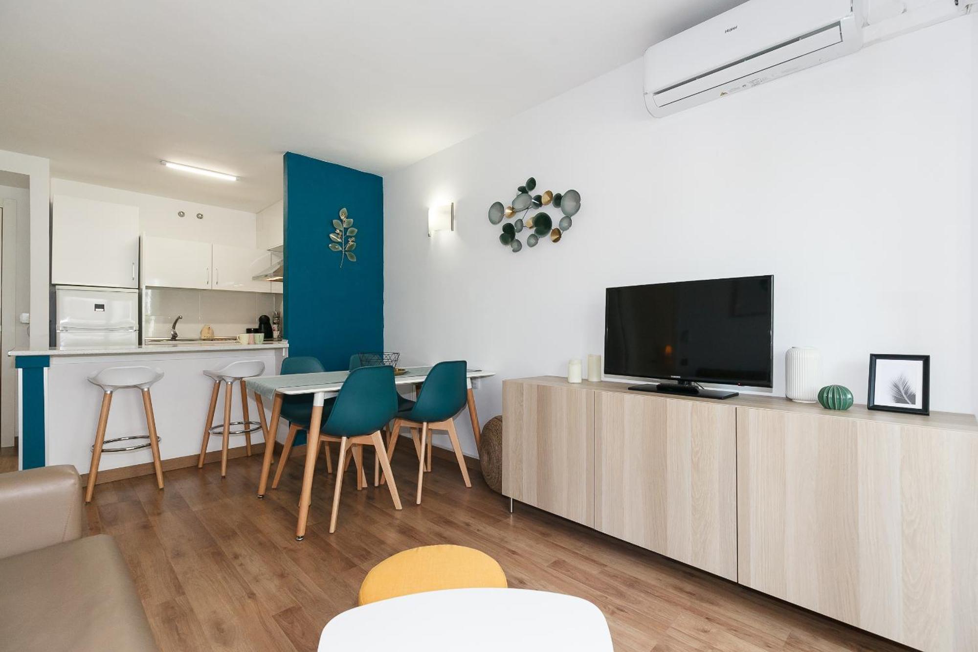 Uhc Michelangelo Apartments Салоу Номер фото
