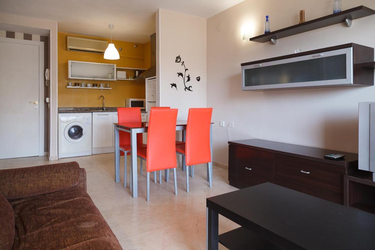 Uhc Michelangelo Apartments Салоу Экстерьер фото